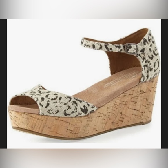 Toms leopard print cork wedge ankle strap sandal size 9 - Picture 1 of 11